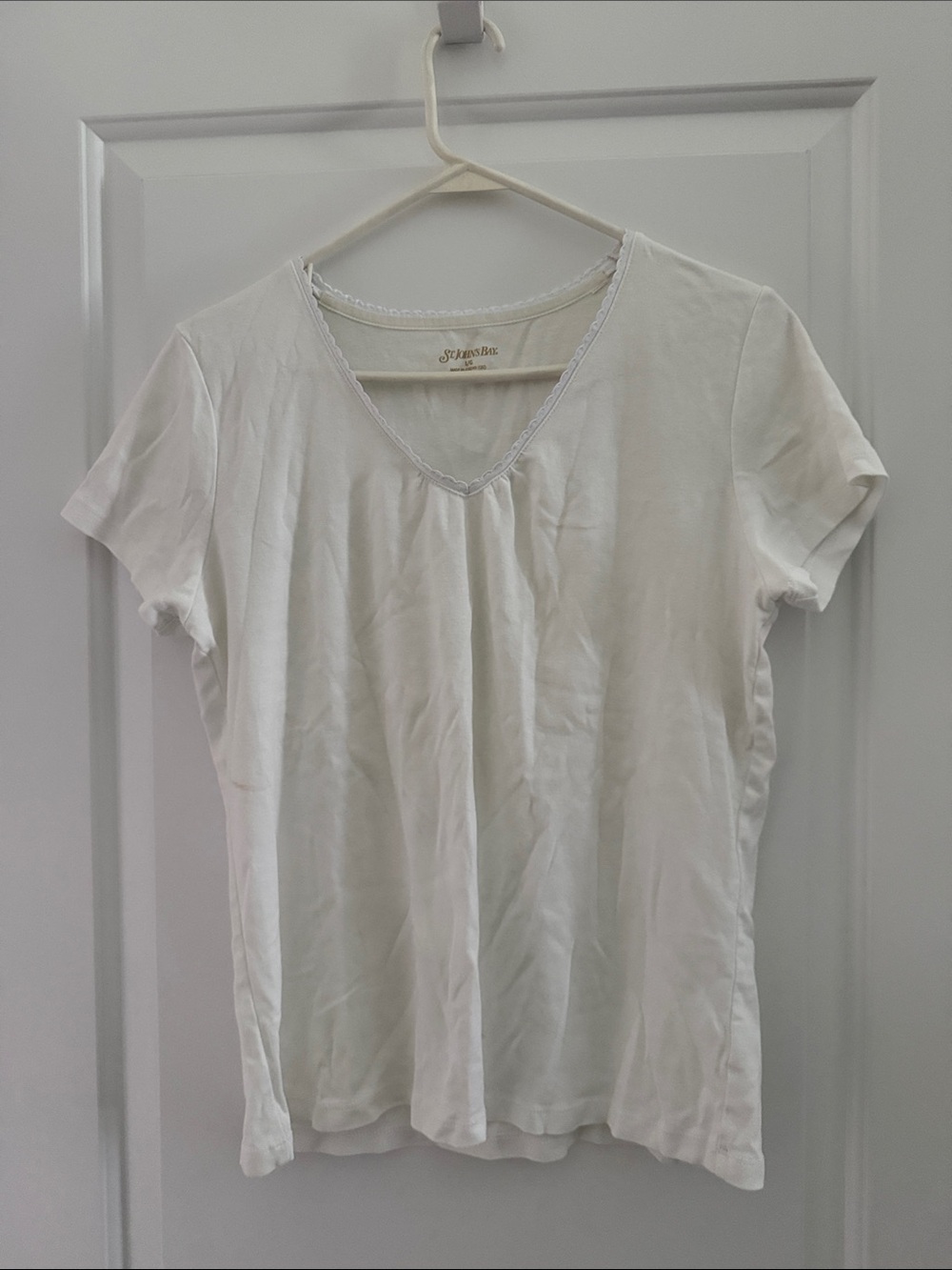 St. John's Bay Cream V-Neck Short Sleeve Tee